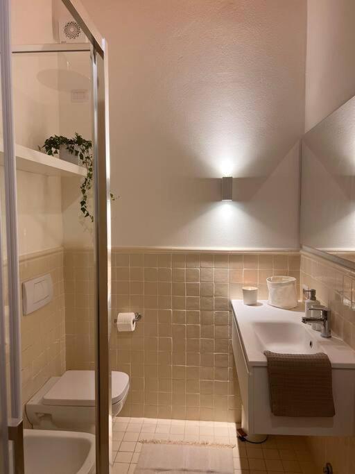 Il Bacio Apartment Como Exterior photo